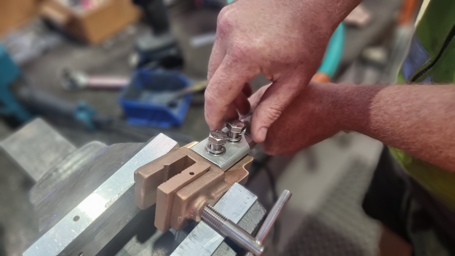 Earth clamp inspection